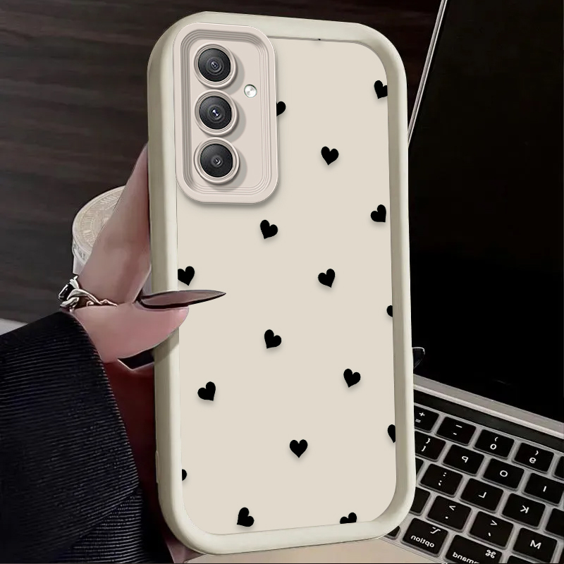 Custodia Nera con Cuore e Fioc - Samsung Accessories Phone recensione e prezzo